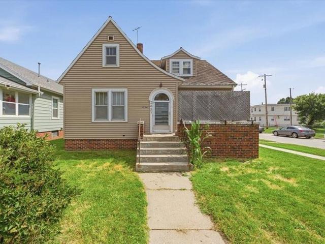 House for sale in Council Bluffs, Iowa