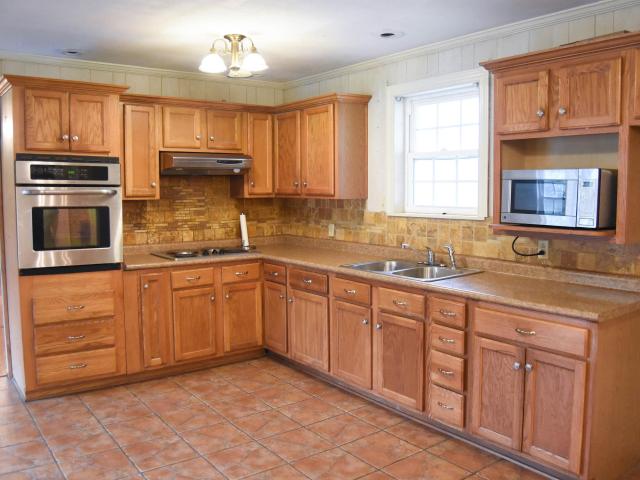 House for sale in Heflin