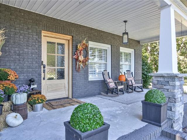 House for sale in Hamptonville, Yadkin County