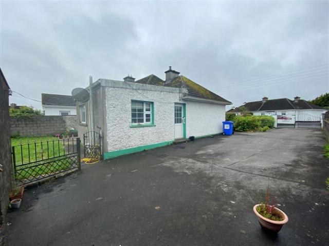 Detached House for sale in Mullingar, North Tipperary