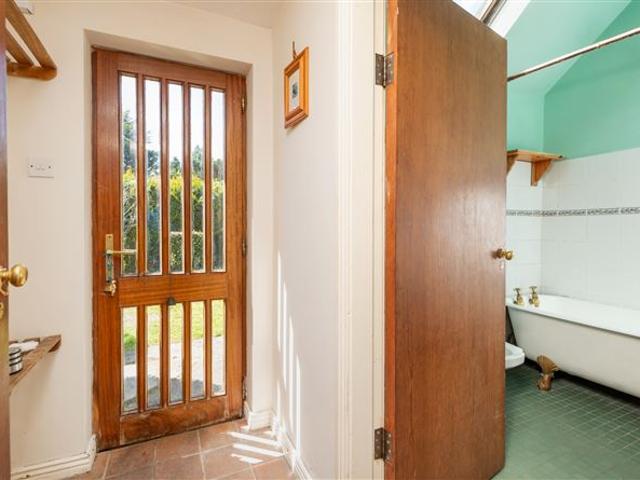 Detached House for sale in Loch Garman, North Tipperary