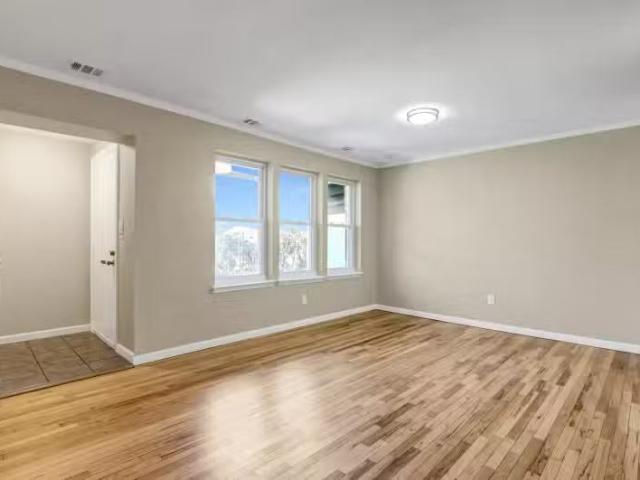 Condo for sale in Smithtown Condo for sale in Smithtown