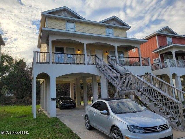 House for sale in Biloxi, Mississippi