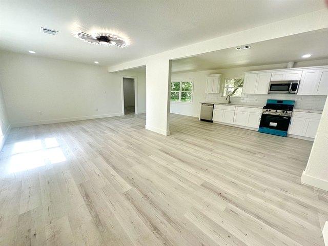 House for sale in Bridge City, Texas