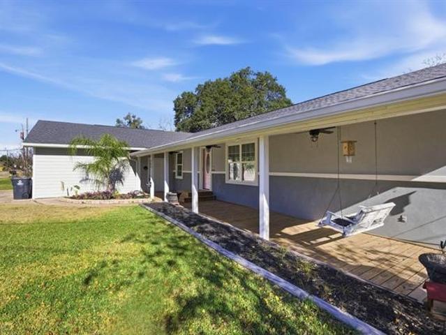 House for sale in Bridge City, Texas