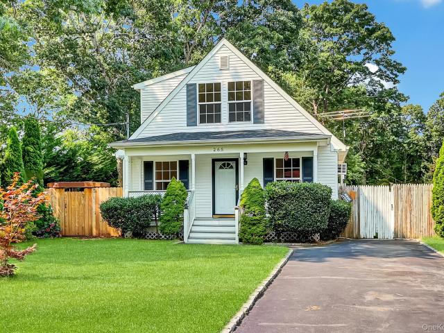 House for sale in Centereach, New York