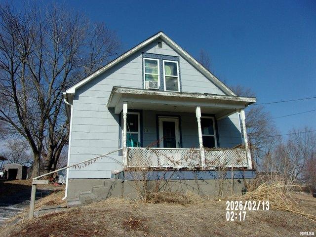 House for sale in Fulton, Illinois