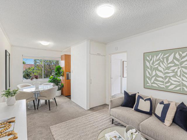 Apartment for rent in Crows Nest