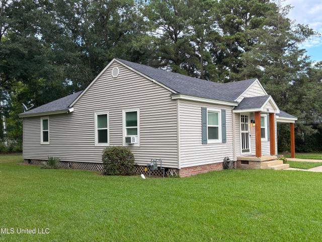 House for sale in Durant, Mississippi