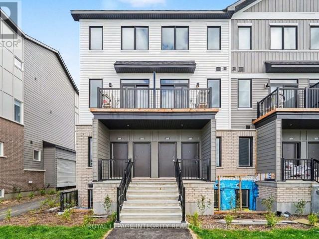Townhouse for rent in Mulhurst Bay, Ontario