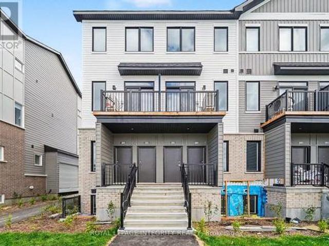 Townhouse for rent in Mulhurst Bay, Ontario