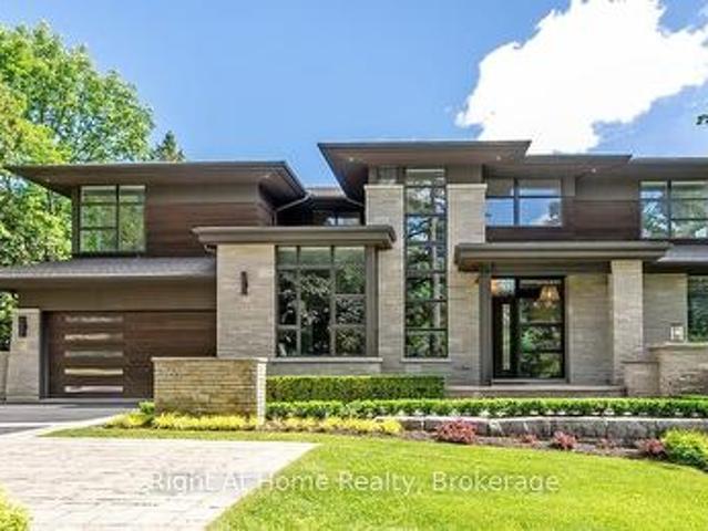 House for sale in Oakville, Ontario