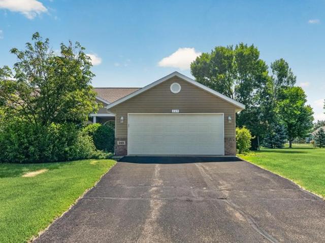Townhouse for sale in Big Lake, Minnesota