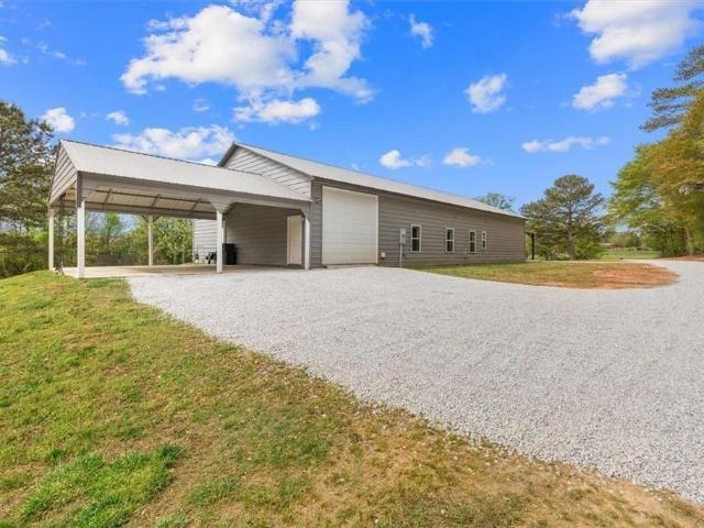 House for sale in Roopville, Georgia