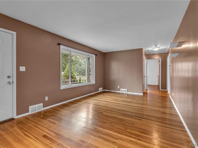 House for sale in Niagara, New York