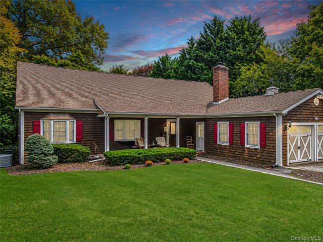 House for sale in West Islip, Town of Islip