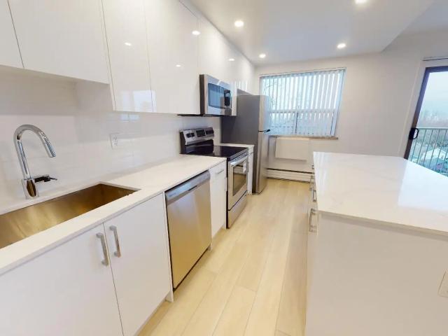 Apartment for rent in Oakville, Ontario