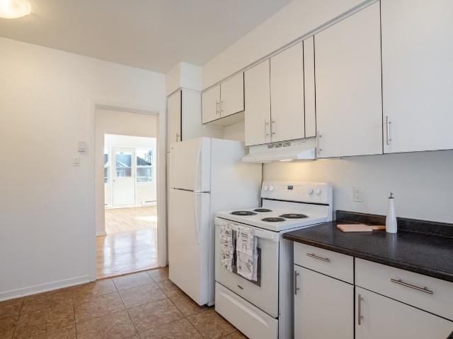 Apartment for rent in Saint-lambert, Quebec