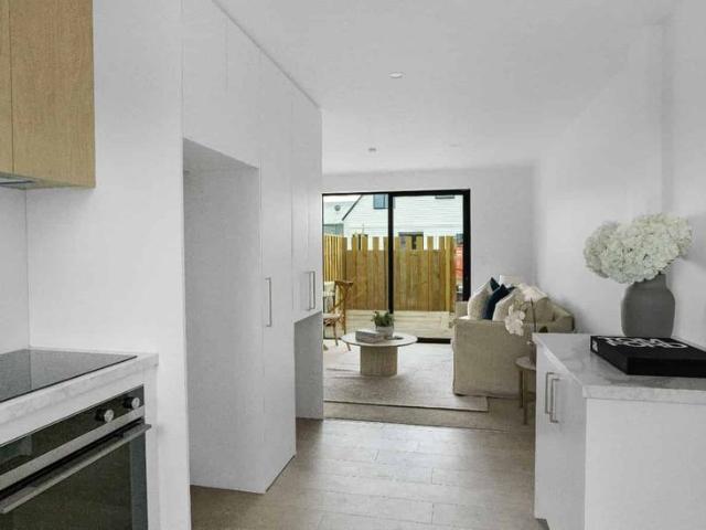 Townhouse for rent in Heathcote, Canterbury