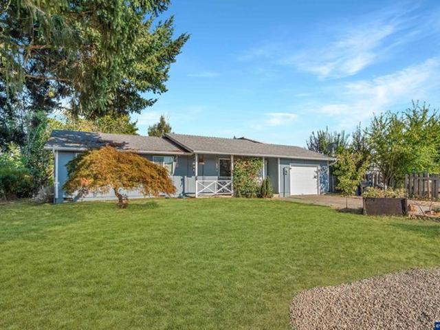 House for sale in Oregonia