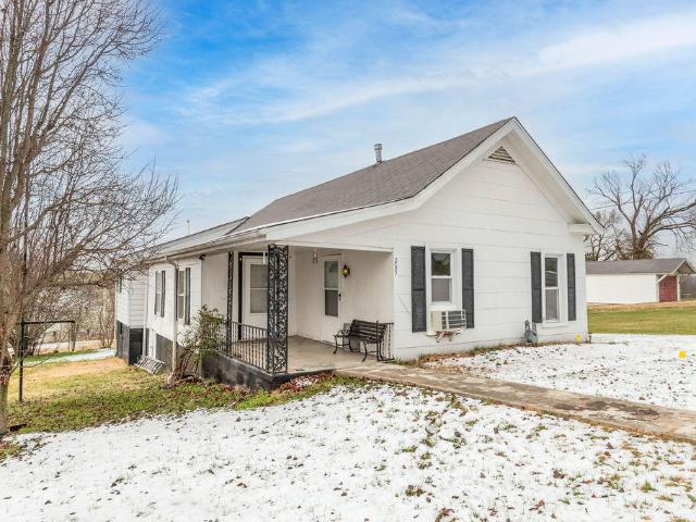 House for sale in Stanford, Kentucky