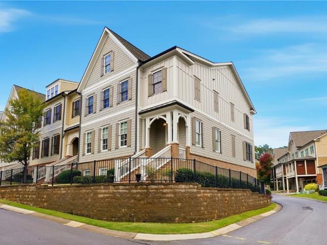 Townhouse for sale in Canton, Georgia