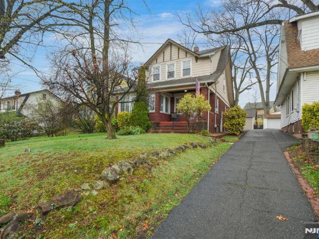 House for sale in Belleville, New Jersey