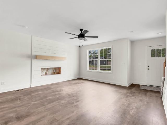 House for sale in Hilltop, Clarksville