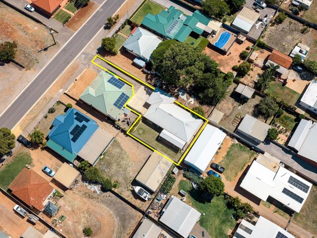 House for sale in Wonthella, Western Australia