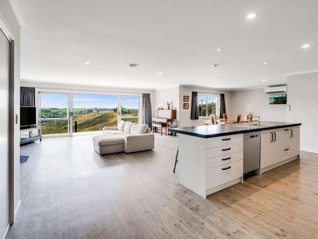 House for sale in Massey Glen, Waikato