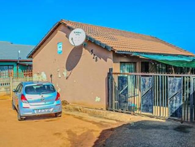 House for sale in Tembisa