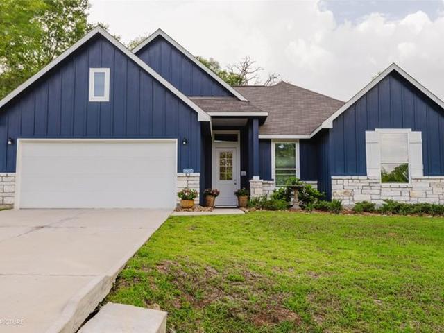 House for sale in Hempstead, Texas