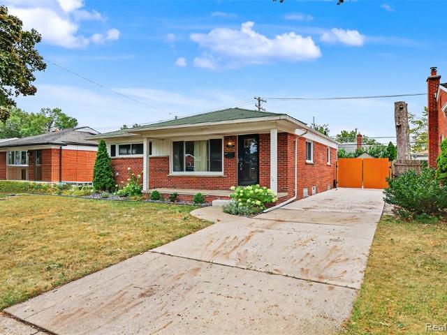 House for sale in Dearborn Heights, Michigan