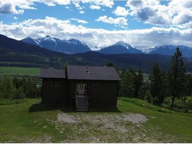 House for sale in Brisco, British Columbia