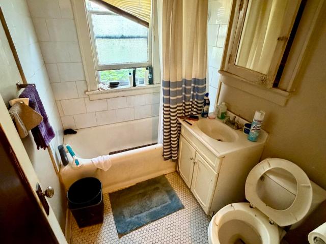 House for sale in Milwaukee, Wisconsin