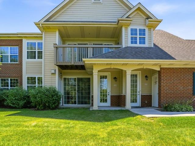 Condo for sale in Oak Creek, Wisconsin