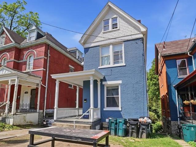 House for sale in Roselawn, Ohio