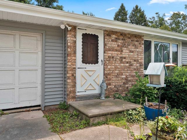 House for sale in Ashwaubenon, Wisconsin