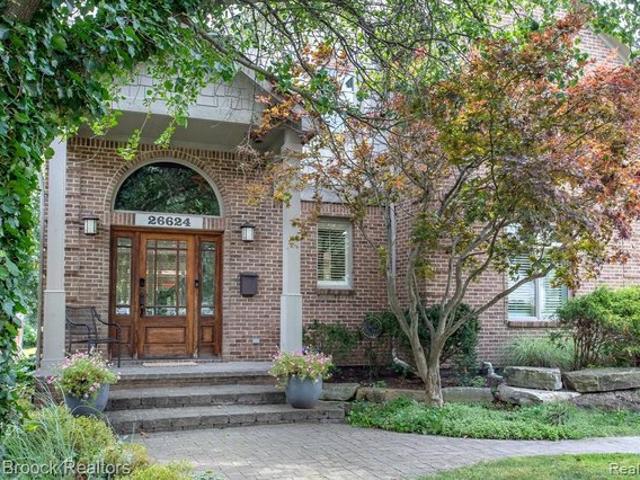 House for sale in Huntington Woods, Michigan