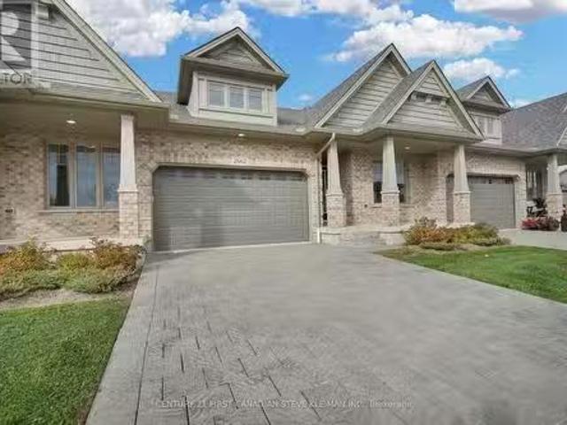 Condo for sale in Arva, Ontario