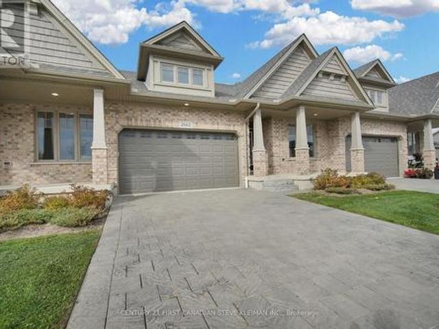 Condo for sale in Arva, Ontario