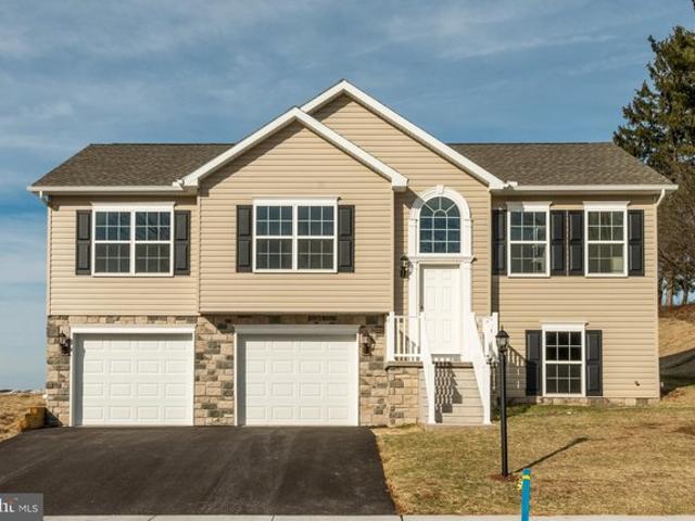 House for sale in Dover, Pennsylvania