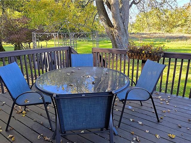 House for sale in Olmsted Falls, Cuyahoga County