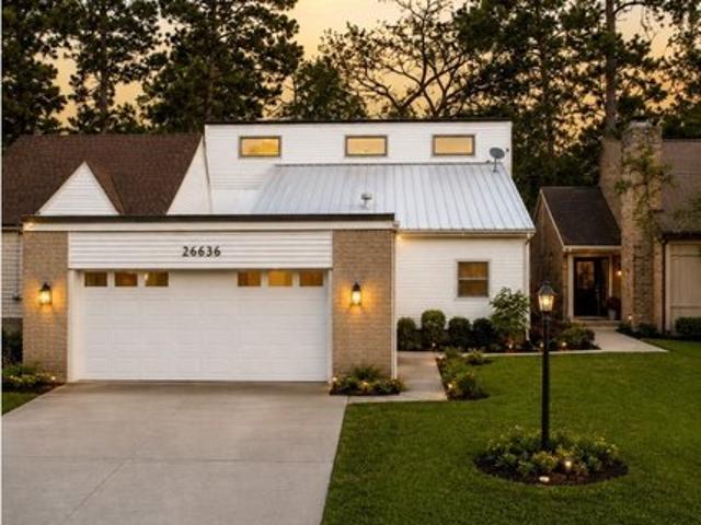 Townhouse for sale in Walker, Texas