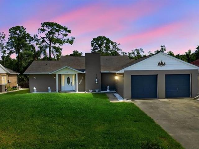 House for sale in Tavares, Florida