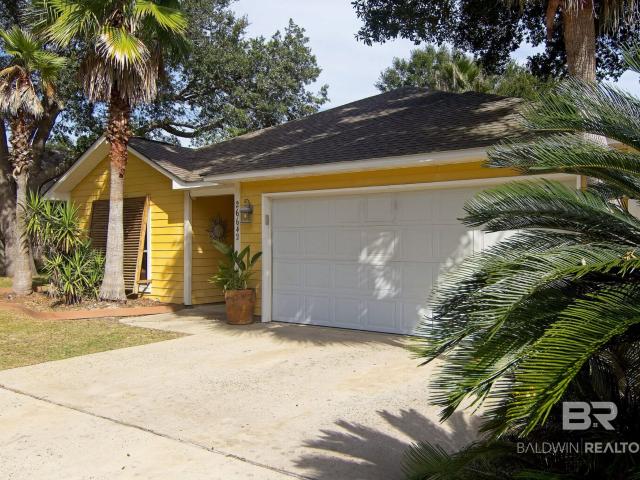 House for sale in Island Oaks Apartments, Orange Beach