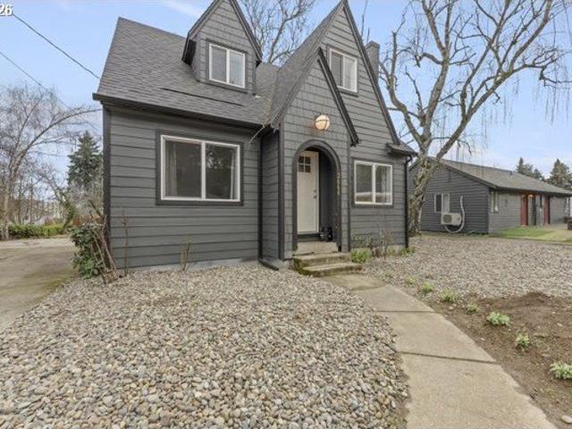 House for sale in Salem, Marion County
