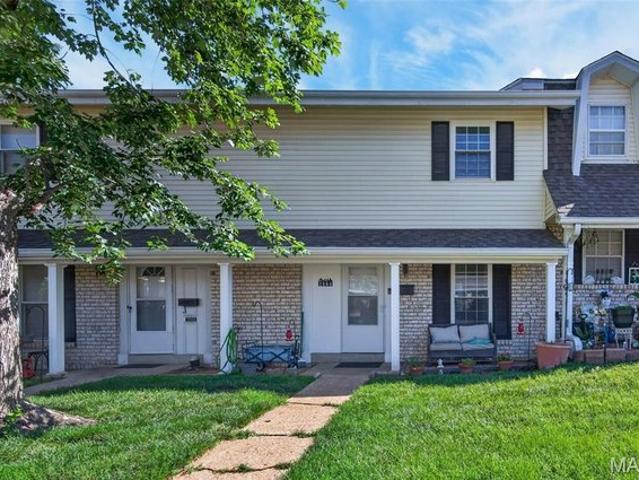 Condo for sale in Saint Charles, Missouri