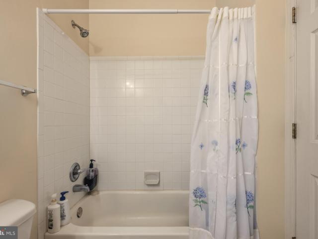 Condo for sale in Virginia
