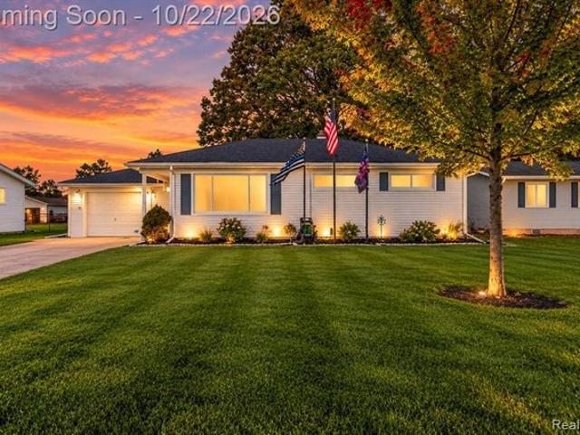 House for sale in Flat Rock, Wayne County